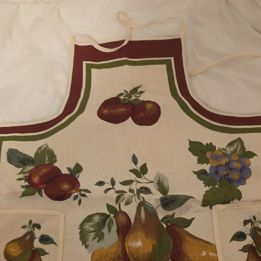 Fruit Pattern Apron with Pockets - Picture 6 of 7